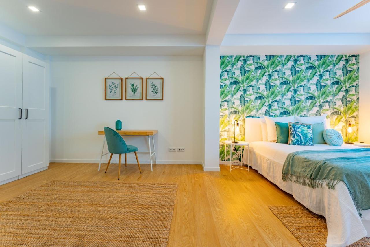 Flh Spacious With Balcony Apartment *